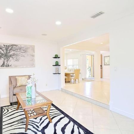 5 Rooms Villa Near Disneyland, Golf Course And Trial To Beach Santa Ana Exterior foto