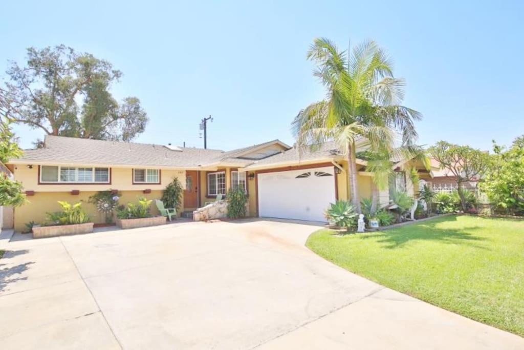 5 Rooms Villa Near Disneyland, Golf Course And Trial To Beach Santa Ana Exterior foto