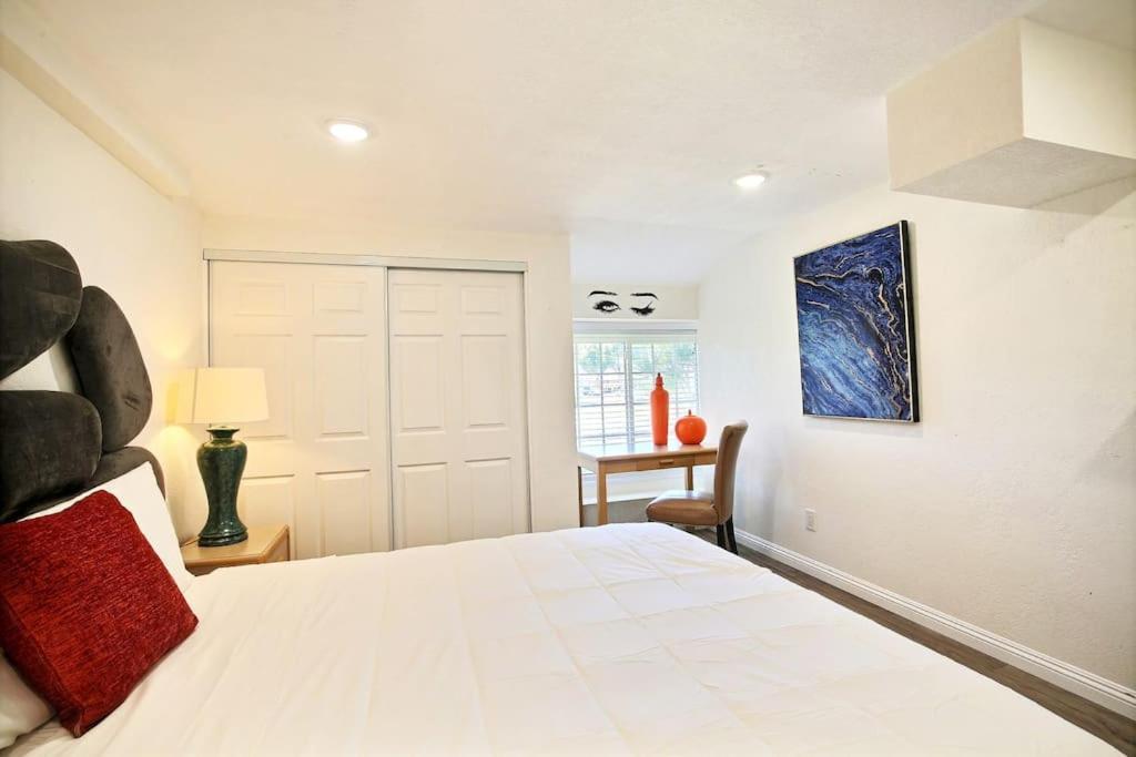 5 Rooms Villa Near Disneyland, Golf Course And Trial To Beach Santa Ana Exterior foto