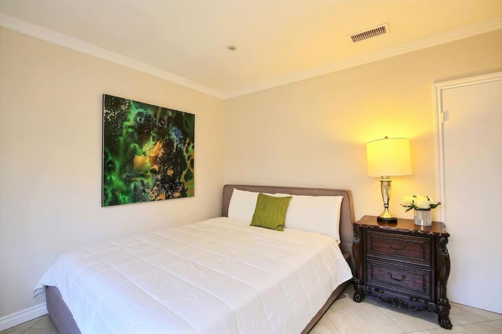 5 Rooms Villa Near Disneyland, Golf Course And Trial To Beach Santa Ana Exterior foto